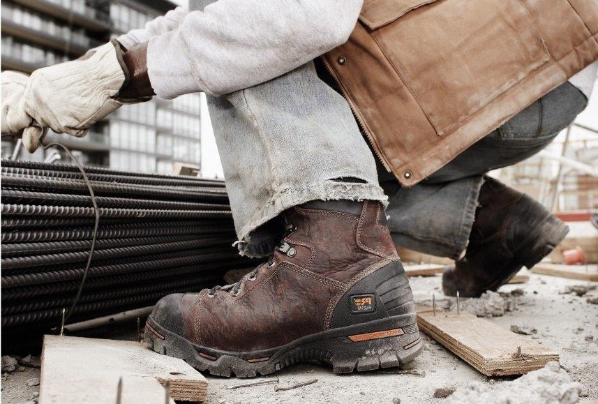 Composite Safety Shoes for Women: Keep Your Feet Safe from Everyday Falls