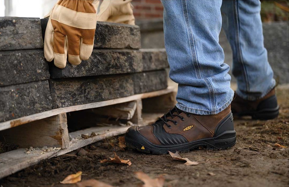 The 3 Lightweight Safety Shoes for Men