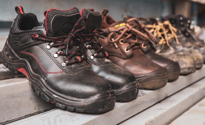 Where should I buy steel toe safety shoes for women?